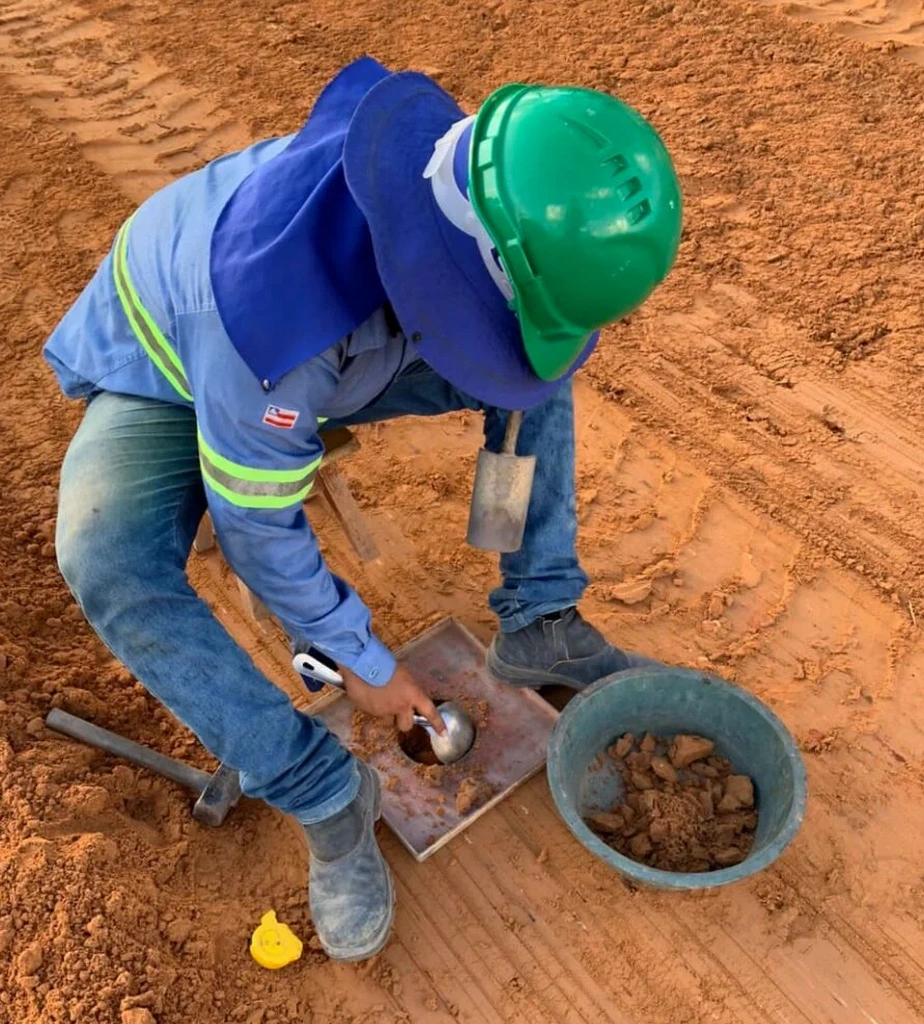 Control de Compactación con Cono de Arena en Santiago